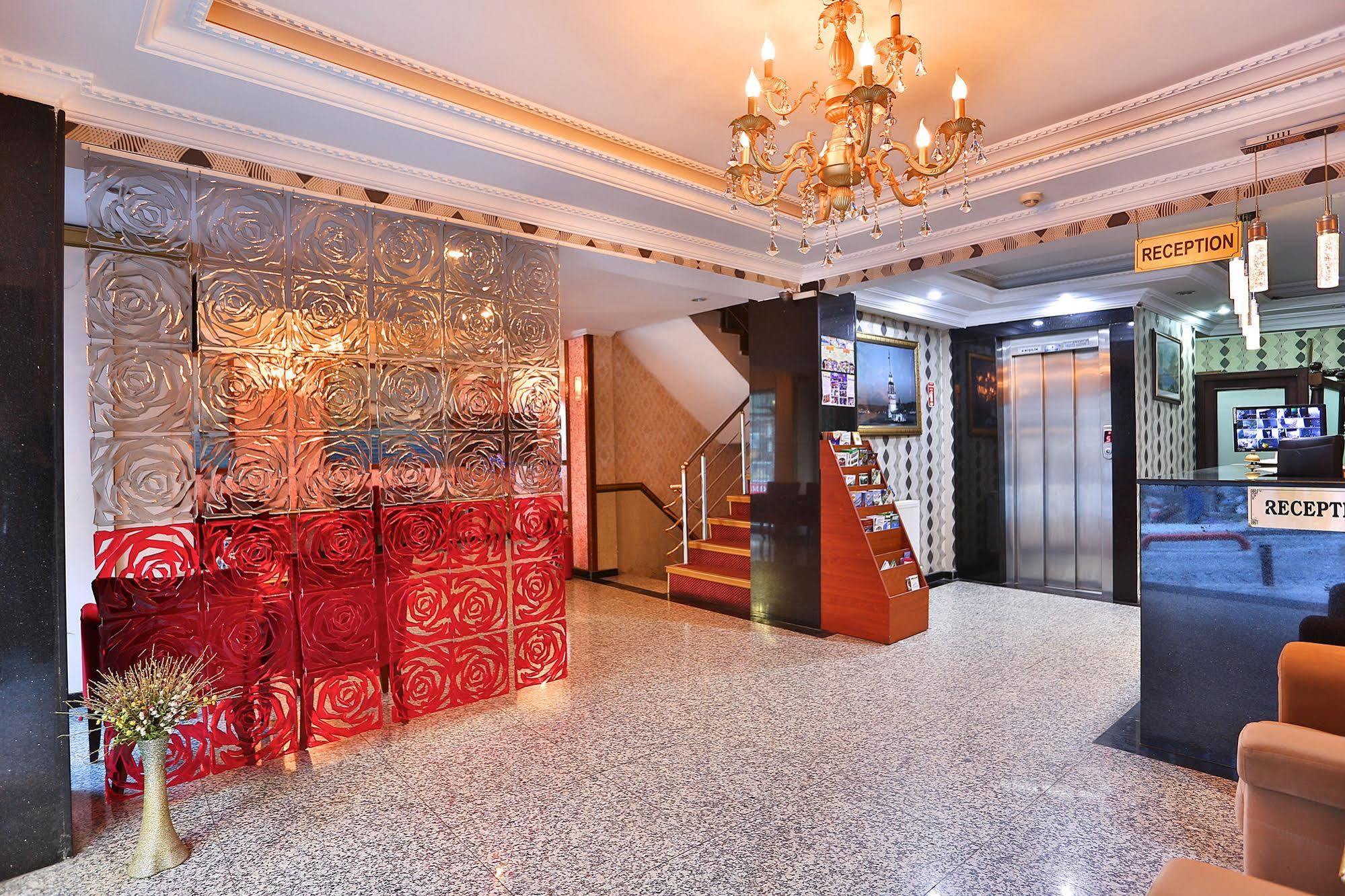 K Royal Hotel - Old City Provincia di Istanbul Esterno foto